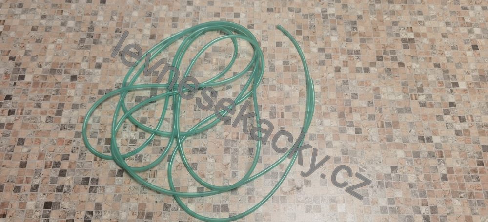 3/5 mm caurules naftas produktiem PVC (cena par 1 m - 1 gab.)